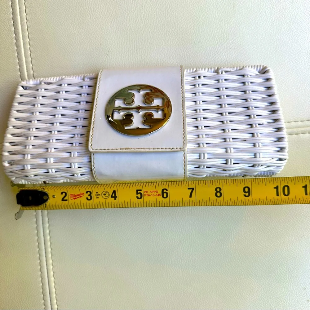 Tory Burch White Rattan Clutch with silver accents - Picture 10 of 12
